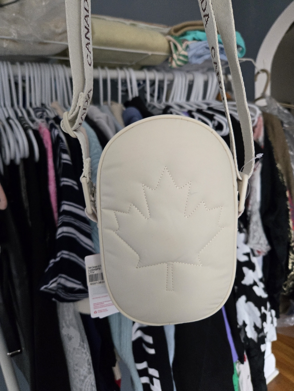 NWT Team Canada Lululemon Future Legacy Cross Body
